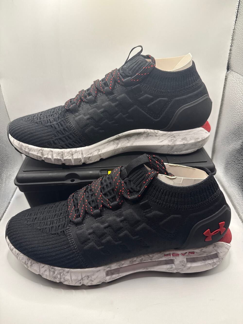 Under Armour HOVR Phantom RN Men’s Size 12 Black Red Running Shoes NWOB